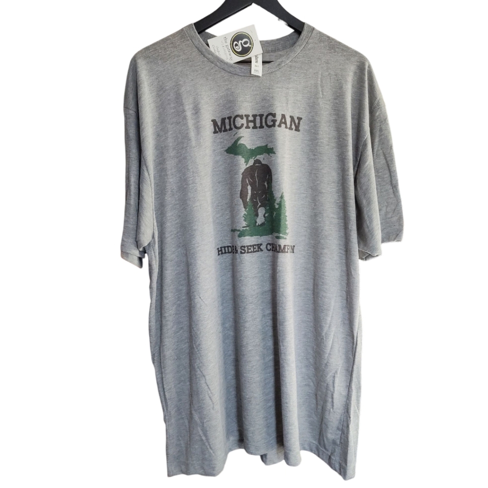 Tultex- Michigan Big Foot Hide & Seek Champion T-Shirt Size XXL Unisex